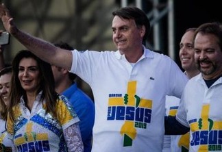 MITO 2022? Bolsonaro admite disputar reeleição se reforma política não sair