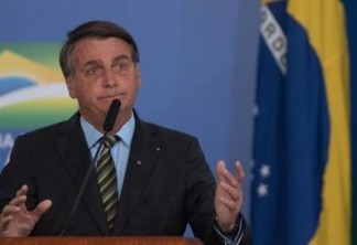 'Pergunta para o vírus', diz Bolsonaro sobre possibilidade de prorrogar auxílio