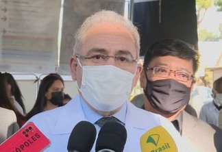 Queiroga diz que "não há pressa" em liberar uso de máscaras por pessoas vacinadas: "Tem que ser feito com base na ciência"
