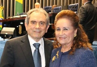 Senador Lira transmite votos de Feliz Natal aos paraibanos e renova compromisso de continuar trabalhando pela PB -  VEJA VÍDEO