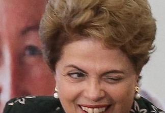Dilma exonera ministros para votarem contra o impeachment na Câmara