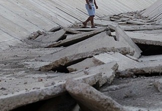 TRANSPOSIÇÃO: Recursos são desviados enquanto nordestinos sofrem com a seca - Por Efraim Filho