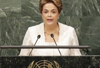 Senado deve decidir no dia 12 de maio se afasta Dilma da Presidência