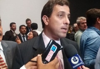 Deputado Gervásio Maia substitui Raoni Mendes por Arthur Filho na CCJ