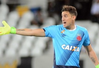 Martín Silva renova com o Vasco até 2020