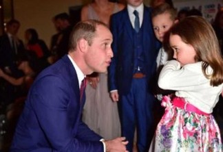 Príncipe William elogia criança que salvou a mãe