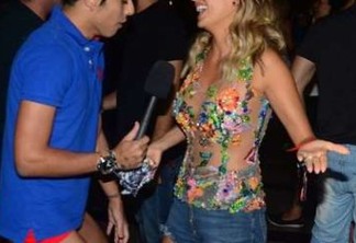 Repórter deixa calça cair durante entrevista com Luisa Mell