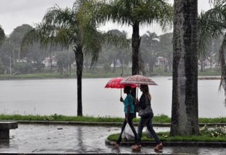 Chuvas provocam alerta em 127 municípios paraibanos; confira lista