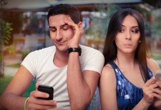 Casais admitem usar redes sociais para espiar parceiros