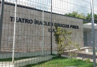 Governador Ricardo Coutinho entrega reforma do Teatro Íracles Pires na cidade de Cajazeiras; vídeo