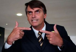 Bolsonaro diz que corre 'nivel máximo' de morte e que vai polir palavras