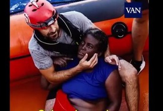 Navio resgata mulher à deriva em estado de choque