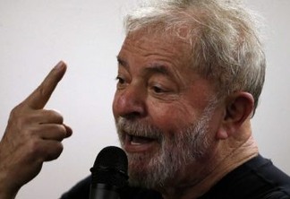 Lula orienta o PT a não 'bater boca' com governo Bolsonaro, diz Gleisi