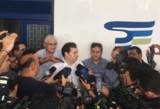 Rodrigo Maia defende reforma da previdência: 'Brasil gasta muito com poucos' - VEJA VÍDEO