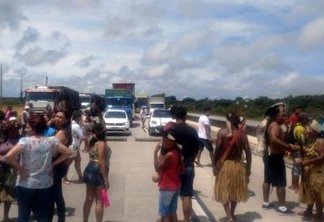 MANIFESTAÇÃO: Indígenas interditam BR-101 em protesto a mudanças na Saúde