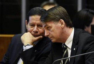 'MARCANDO TERRITÓRIO' - Bolsonaro sobe o tom contra Mourão: 'O presidente sou eu'
