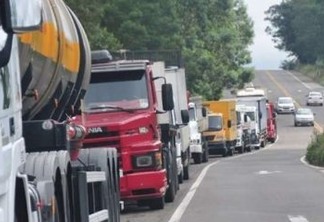 Associação de Transporte de Cargas pede que autoridades proíbam bloqueio de estradas e se posiciona contra paralisação