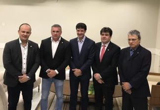 Eduardo acompanha visita do ministro do Turismo e pede apoio para novos voos e divulgação do destino Paraíba
