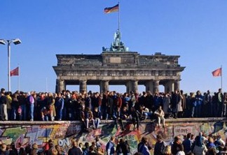 O que levou à queda do Muro de Berlim? - Por Marcel Fürstenau