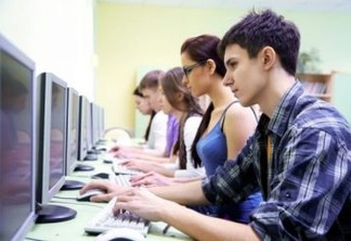 Colégio oferece curso de informática gratuito para estudantes da rede pública de CG
