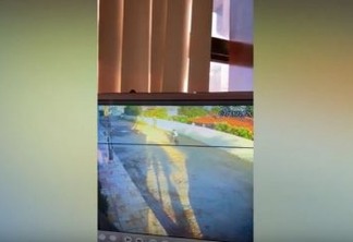 Câmera de segurança flagra assalto em Areia Dourada - VEJA VÍDEO