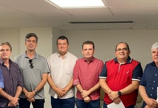 Vinte e dois prefeitos anunciam desfiliação do PSB por falta de diálogo e democracia interna - VEJA VÍDEO