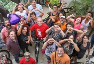 PEDALANDO POR LULA: Petistas da Paraíba e Pernambuco pedalam em João Pessoa em apoio a Lula