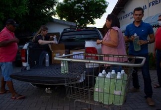 Vila Vicentina recebe doação de álcool em gel, de associação - VEJA VÍDEO