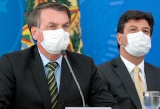 Bolsonaro insinua “fritura” de Mandetta mas receia demiti-lo na crise