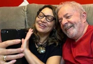 Ex-presidente Lula e a noiva surpreendem em live de cantora - VEJA VÍDEO