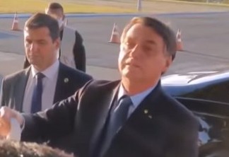 TRAINDO A BOA FÉ DA NAÇÃO: Bolsonaro diz que mentiu ao falar que teria churrasco e ataca imprensa - VEJA VÍDEO