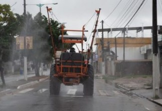 Prefeitura de Alhandra realiza desinfecção das principais ruas da cidade