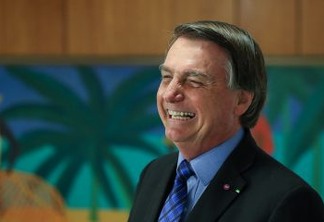 Bolsonaro diz que dará “voadora no pescoço” de quem praticar corrupção no seu governo