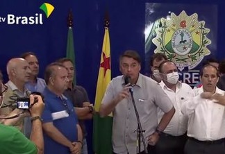ESCAPULINDO! ‘Acabou a entrevista’, diz Bolsonaro ao ser questionado sobre decisão pró-Flávio no STJ - VEJA VÍDEO