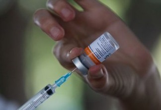 Paraíba recebe 10.530 doses de vacina contra a covid-19 nesta sexta-feira