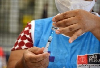 COMBATE À PANDEMIA: João Pessoa segue vacinando com D3 para 62+, D2, e D1 a partir de 15 anos sem comorbidades