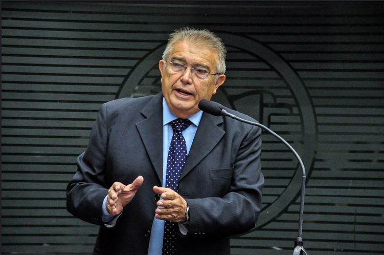 Renato Gadelha Tribuna