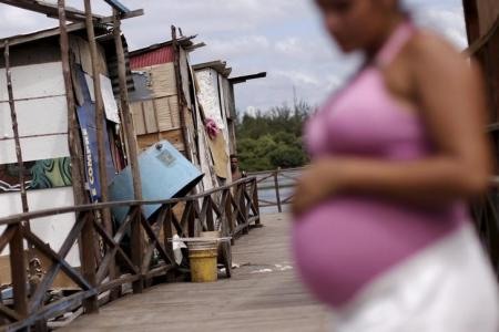 Mulher grávida vista em Recife.   29/01/2016  REUTERS/Ueslei Marcelino