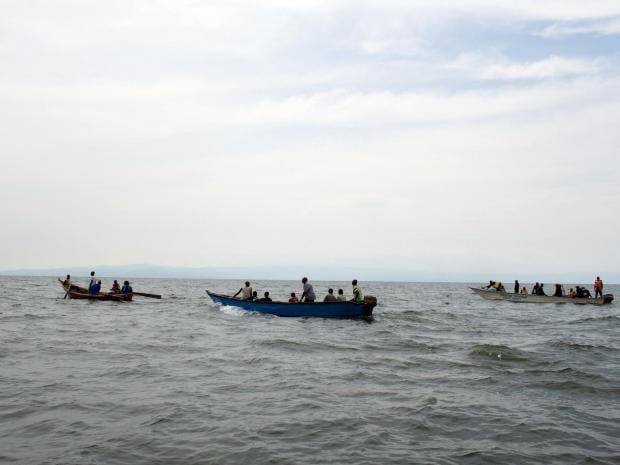 uganda-boat