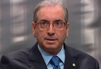 NA TV CÂMARA: Cunha tenta sair dos holofotes e volta a criticar o governo petista