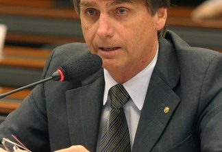 Após ser barrado na FGV, Bolsonaro diz que poderia 'entrar armado se quisesse'