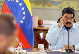 NÃO RECONHECE: Após afastamento de Dilma, Venezuela chama embaixador de volta a Caracas