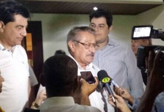 Fim de reunião: Divergências estaduais impedem decisão do PMDB sobre eleição de outubro