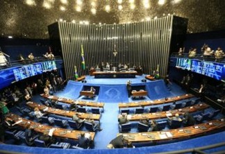 Senado aprova voto distrital misto e projeto segue para a Câmara