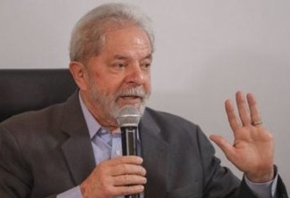 'Prendam minha carne, mas as minhas ideias continuarão soltas', afirma Lula em MG