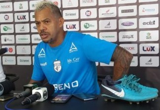 Marcelinho Paraíba volta aos treinos depois de ‘sumiço’