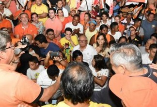 Carreata em Lucena: João destaca ações do Governo