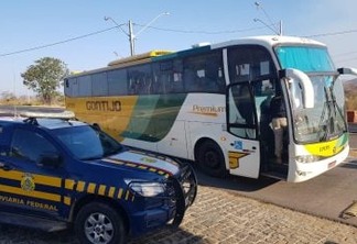 PRF apreende mais de 2 kg de cocaína em ônibus, no interior da Paraíba