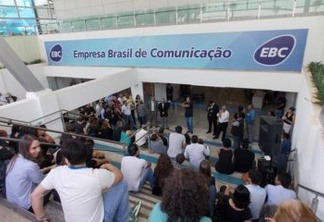 Sob ameaça de Bolsonaro, EBC abre demissão voluntária