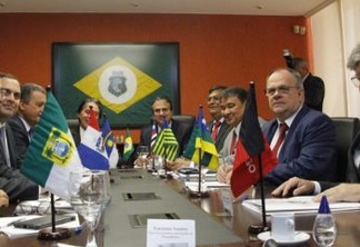 MORADIA, SEGURANÇA, TRANSPOSIÇÃO E RODOVIAS: Governadores do Nordeste formatam carta para Bolsonaro - VEJA DOCUMENTO